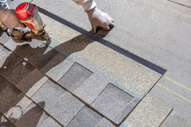 Best Emergency Roof Repair  in Iyanbito, NM